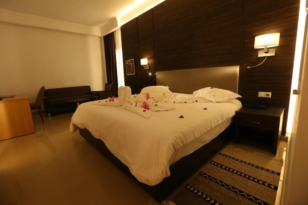 Sidi Bouzid Hotel Ksar Dhiafa By Plaza Hotels & Resorts מראה חיצוני תמונה